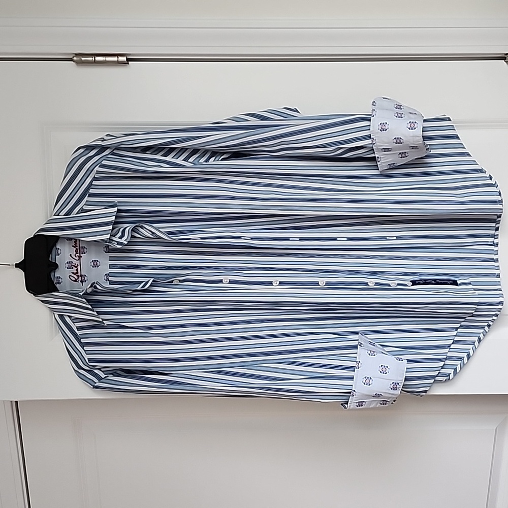 Robert Graham long sleeve shirt
